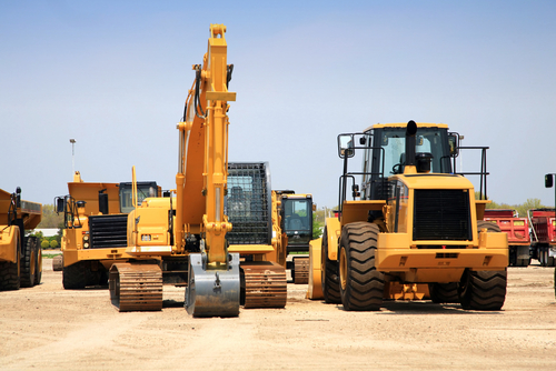 7 Features to Look for in Heavy Equipment Vehicle Tracking Systems