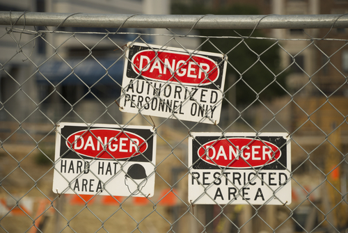 How to Use GPS Tracking to Improve Construction Site Compliance